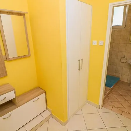 Double Rooms Tomica 2 With Balcony Baska  Exterior photo